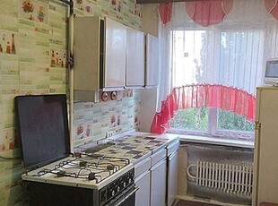 Сдаю двухкомнатную квартиру по улице Океановская в Корабельном районе