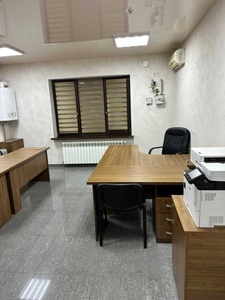 продаж офісне приміщення Дніпро, Центральний, 200000 $