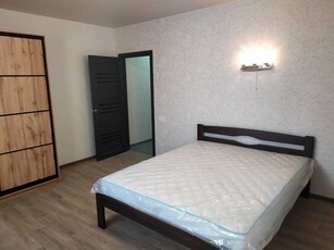 Сдам 2 комнатную квартиру в новострое м. пр. Гагарина