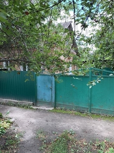 Продам пів будинку район Н. Балашівка.