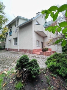 Продам отличный дом в центре Днепра, ул. Кулишовская (Лазо)