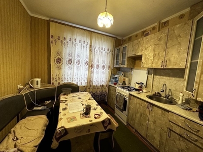 Продается 1 комнатная квартира на Космонавтов!