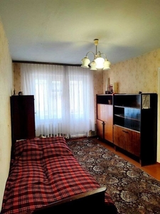 Продаж 2-кімнатної квартири Рокосовського! V7