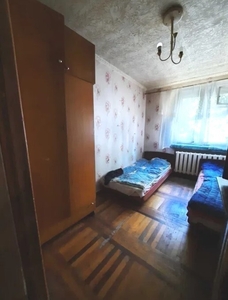 Продажа 3-комнатной квартиры 56 м², Комарова Космонавта ул.