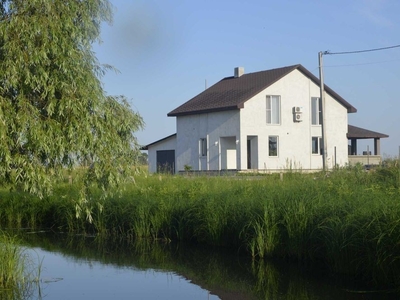 Продаю свой уютный дом на берегу реки! с. Гнедин, Бориспольский р-он.