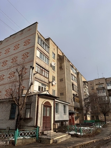 Продажа 4-комнатной квартиры 124 м², Нахимова ул.