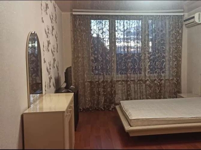Продажа 1-комнатной квартиры 54 м², Драгоманова ул., 4А