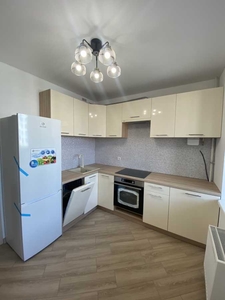 Продажа 2-комнатной квартиры 52 м², Виктора Йовы ул., 1