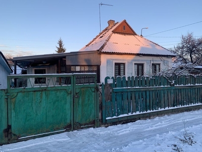 Продам дом на Ждановском