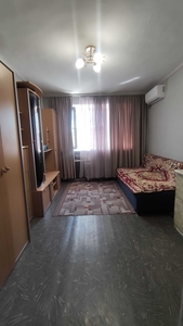 Продается комната в общежитии на улице Радостная вблизи Дома Мебели.
