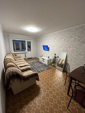 Продам СВОЮ 2-х комнатную квартиру за гостиницей 