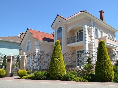 Предлагается к продаже шикарный дом в Престижном районе Одессы ...