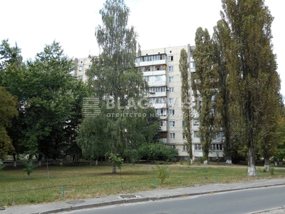 Двухкомнатная квартира долгосрочно ул. Луценко Дмитрия 5 в Киеве G-805307 | Благовест