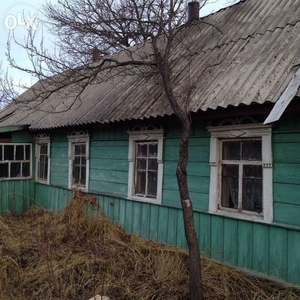 Дом из деревянного бруса + (25 соток), с газом в 99 км. от Киева.