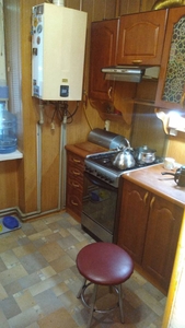 Продается чешка 4 комнаты Комарова -Г.Майдана,автономное отопление,под